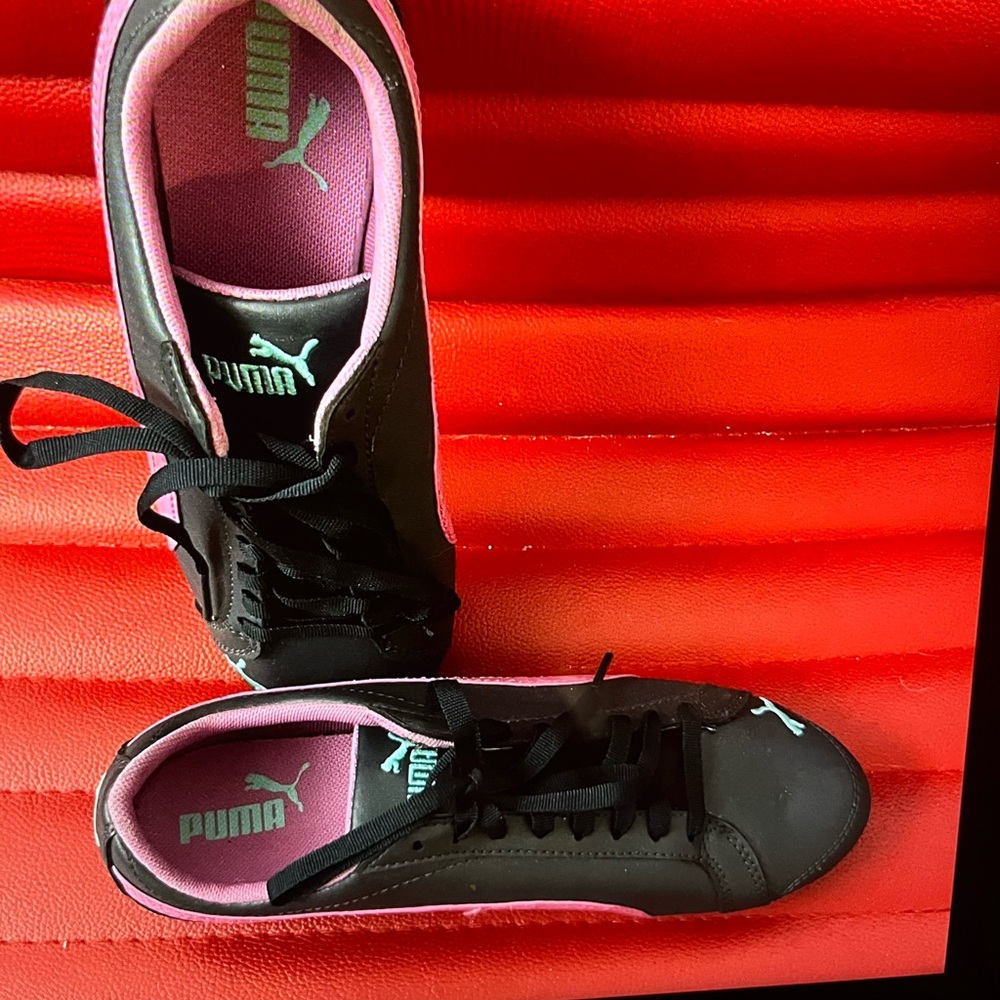 Puma Black Athletic Sneakers with Sporty Design. NWOT - Picture 3 of 7